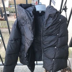 Lucky Brand puffer jacket !!!Firm